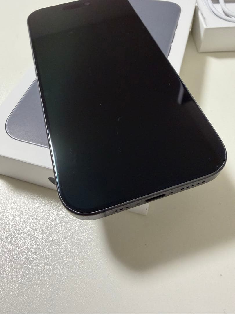 iPhone17 ブラック　256gb simフリー