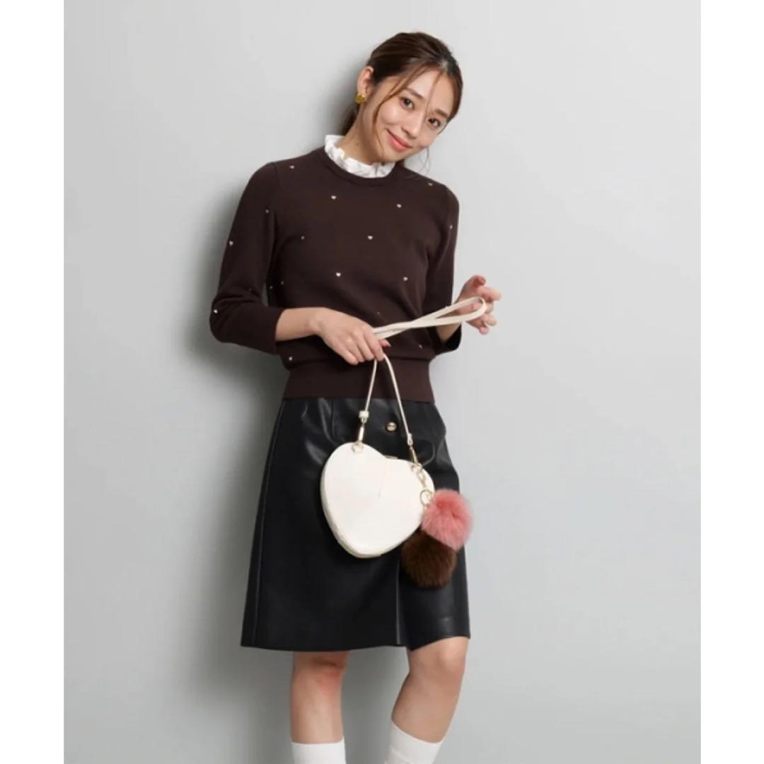 新品　ジャスグリッティー NEWハート刺繍プルオーバー （茶）