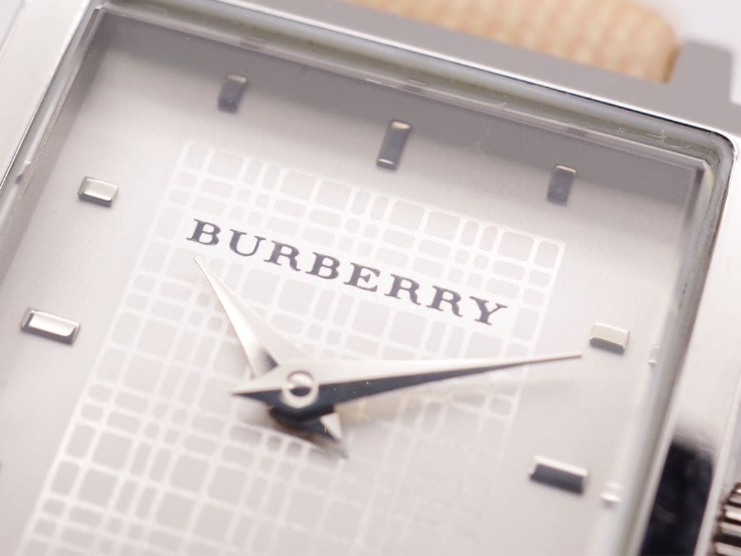 新品電池交換 Burberry 腕時計 クォーツ 純正ベルト 477