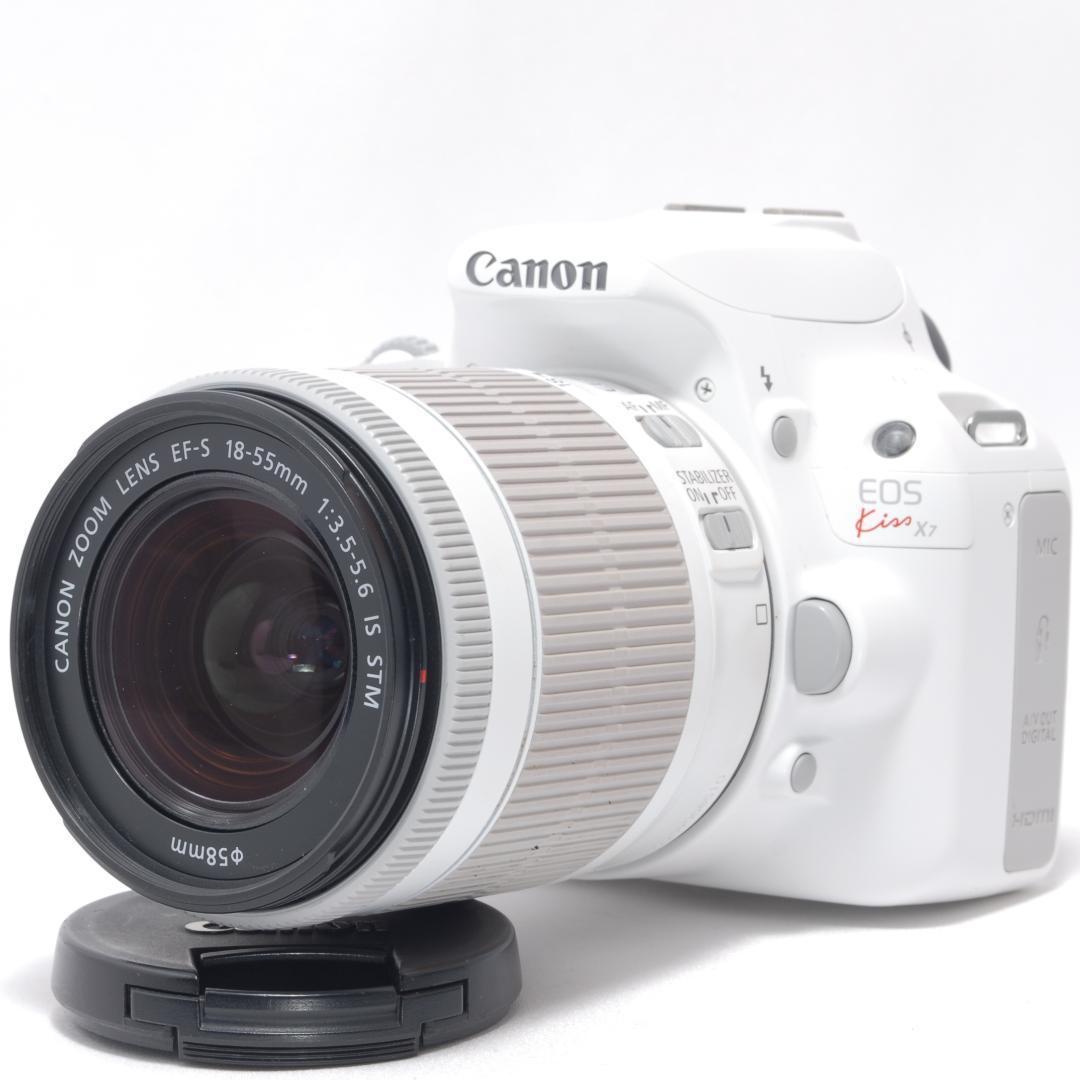 ⭐️プレゼントにも⭐️Canon Kiss X7 キャノン　デジタル一眼レフ