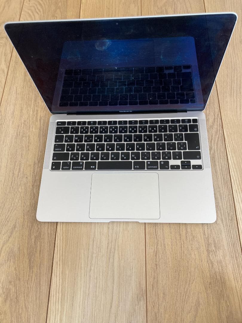 【美品】MacBook Air 2020 13インチ/8GB/512Gシルバー