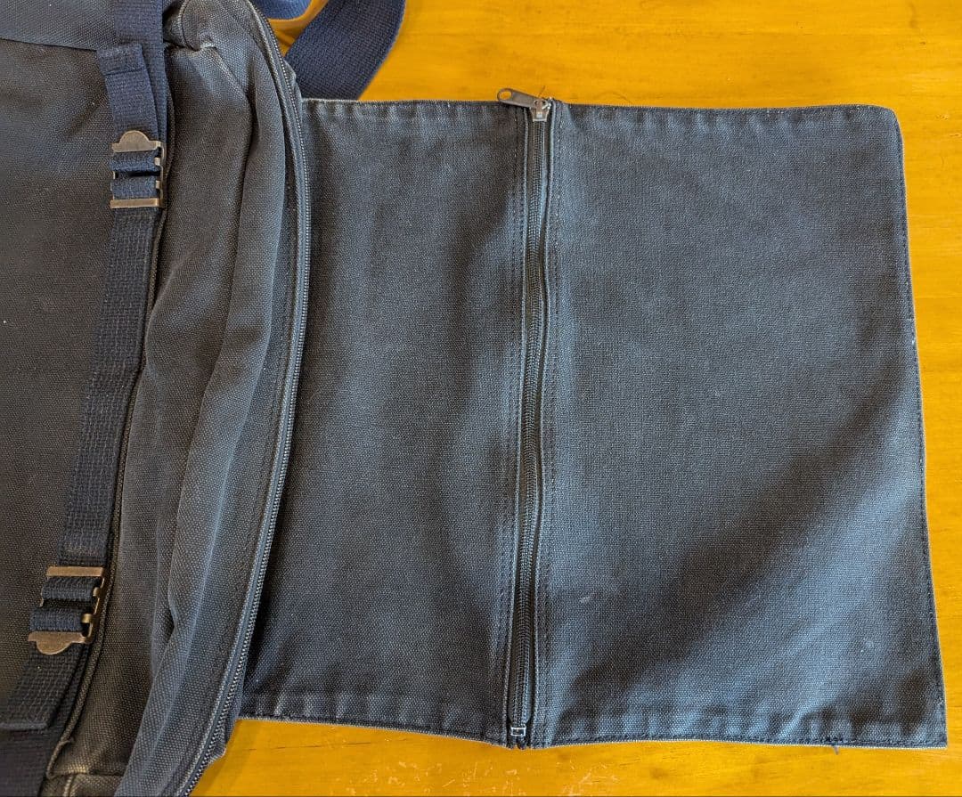 【希少】beauty beast ビューティービースト ショルダーバッグ