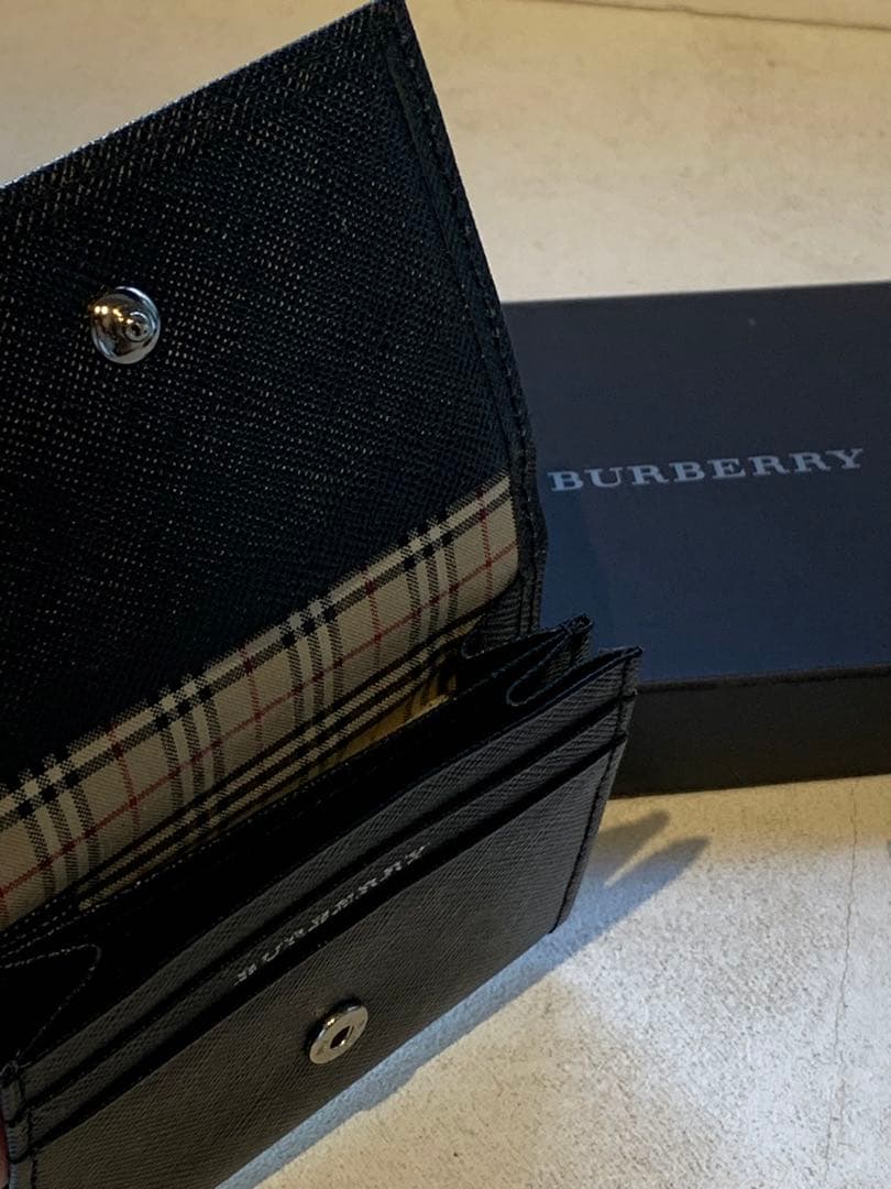 【新品未使用】BURBERRY ノバチェック　名刺入れ　カードケース　ブラック