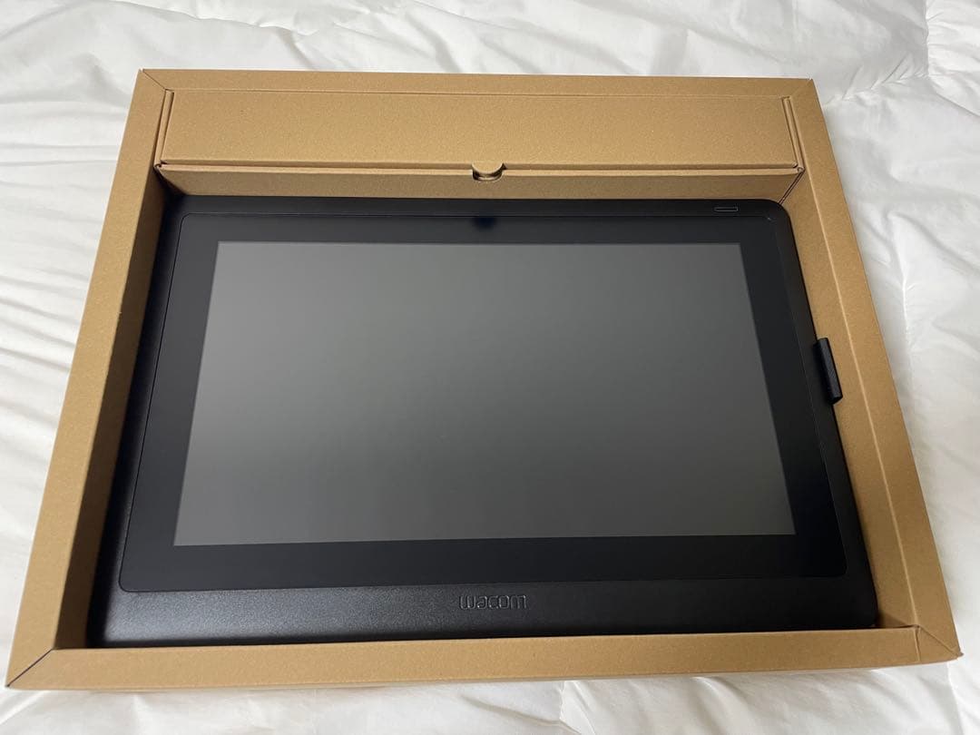 【美品】Wacom Cintiq16 DTK1660K1-DA