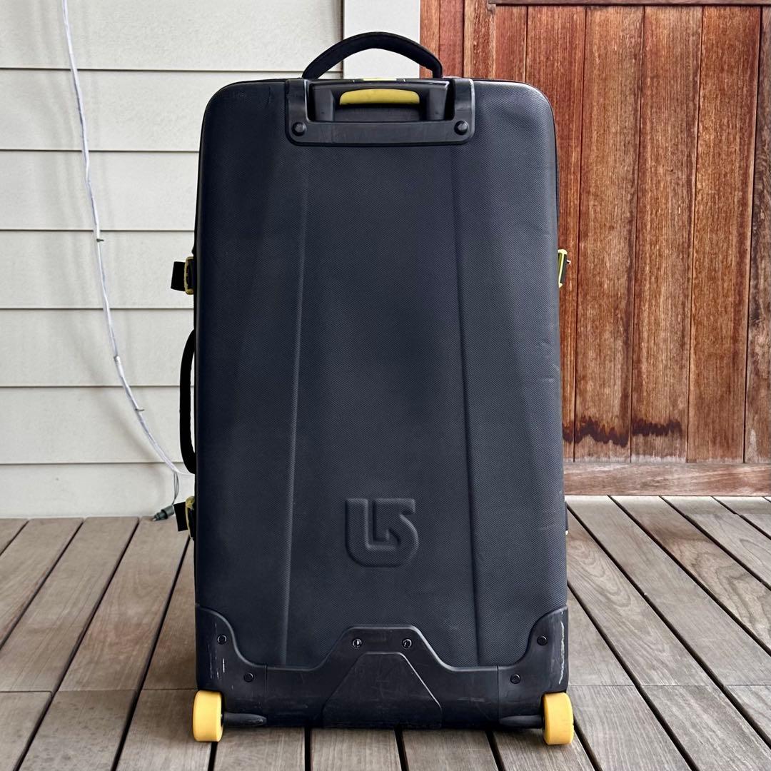 Burton 大容量キャリーカート チェック柄