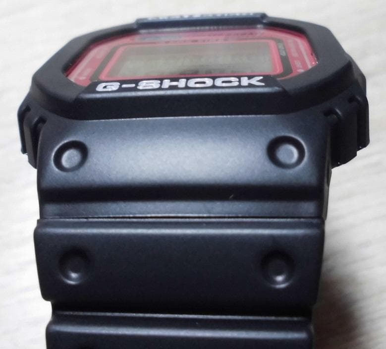 未使用 カシオ ジーショック DW-5600EF-1T ブラックフライ キムタク