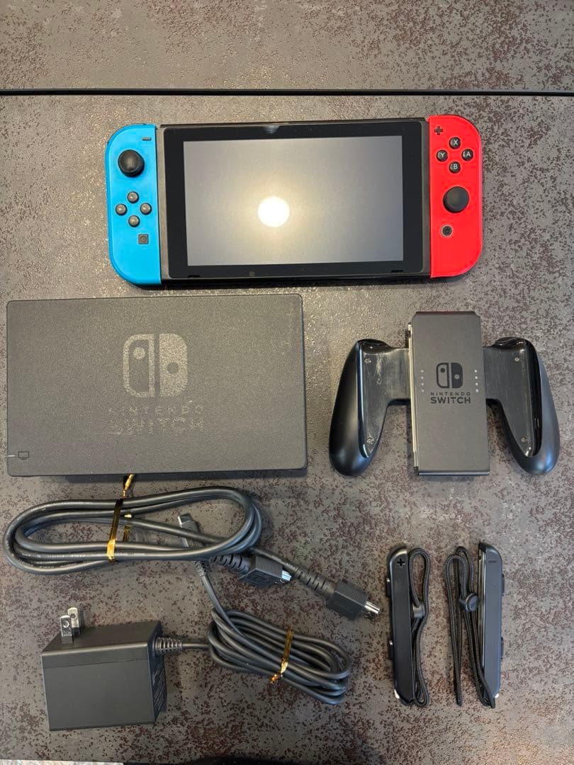 Nintendo Switch本体 HAC-001 ネオンブルー・レッド