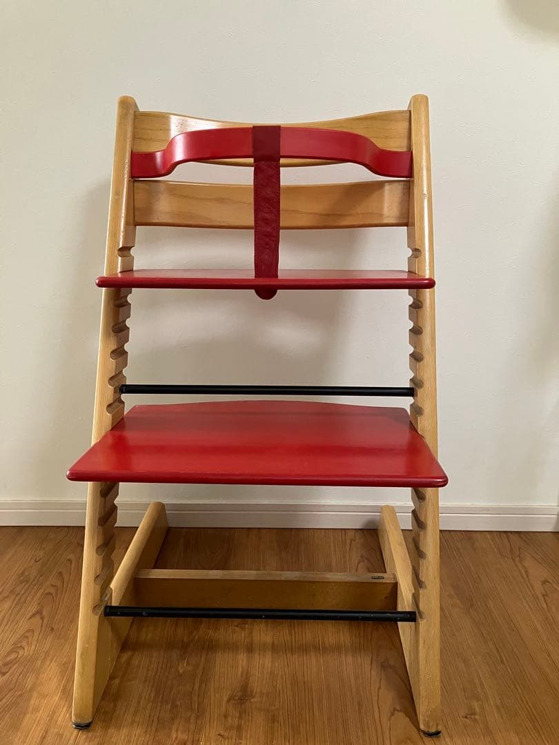 【美品】ストッケ ベビーチェア 木製　欧風