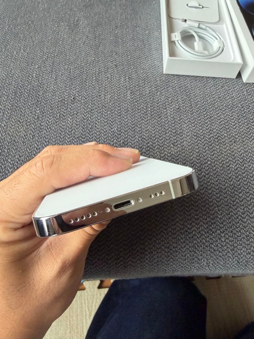 iPhone 14 Pro シルバー128GB本体