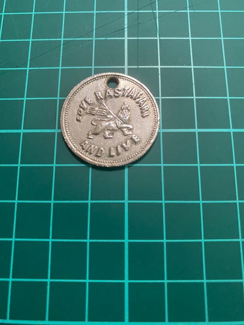 UNDERCOVER メタルペンダント 2個セット ピック型ネックレス