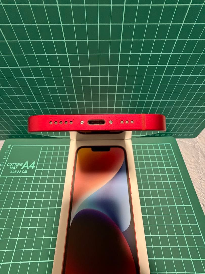 Apple iPhone 14 256GB レッド本体