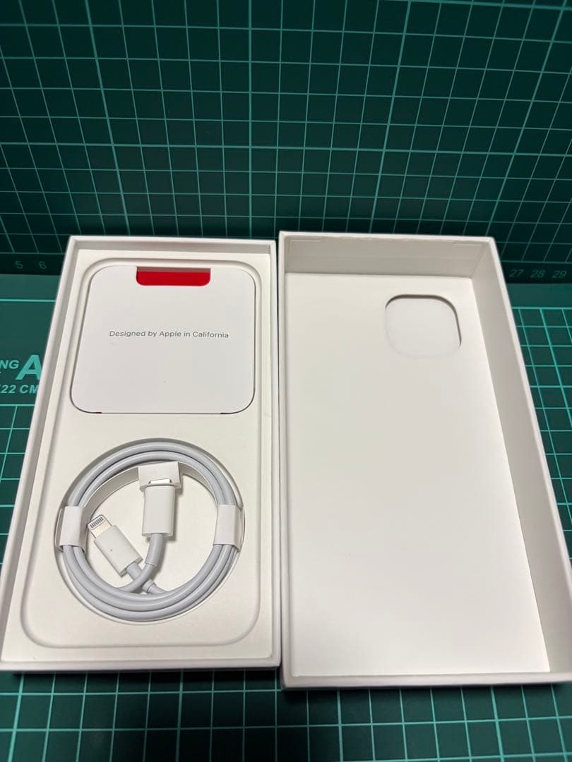 Apple iPhone 14 256GB レッド本体