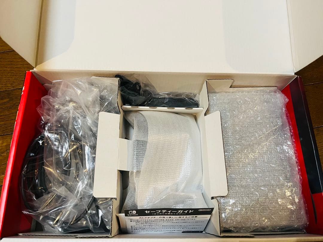 【美品】Nintendo Switch本体フルセット　箱付き