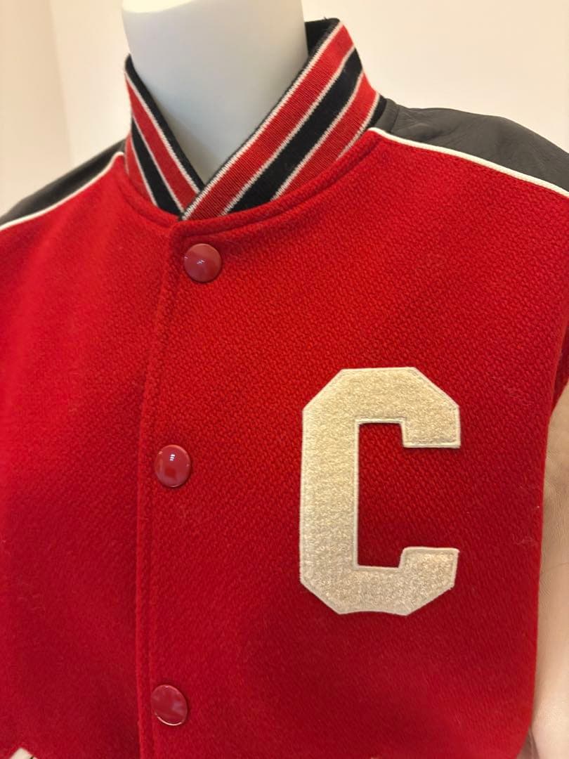 美品ＣＥＬＩＮＥセリーヌスタジャン白赤黒2V56D896C　44ＭＬ