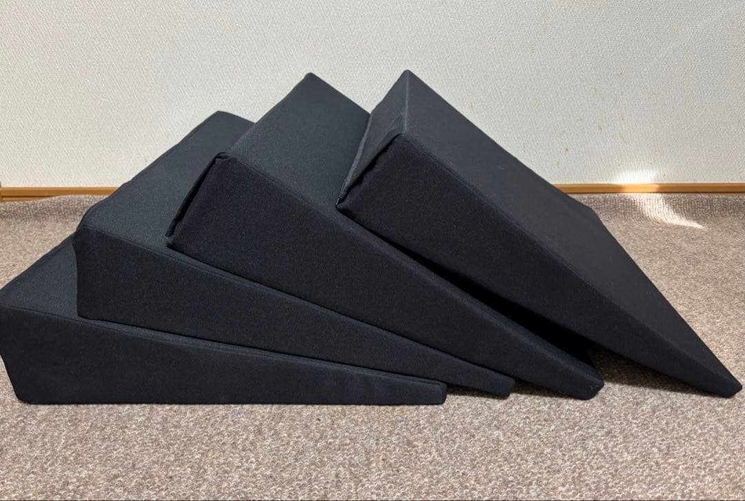 くるマット 4個セット(100W 2個 150W 2個) 車中泊 マット