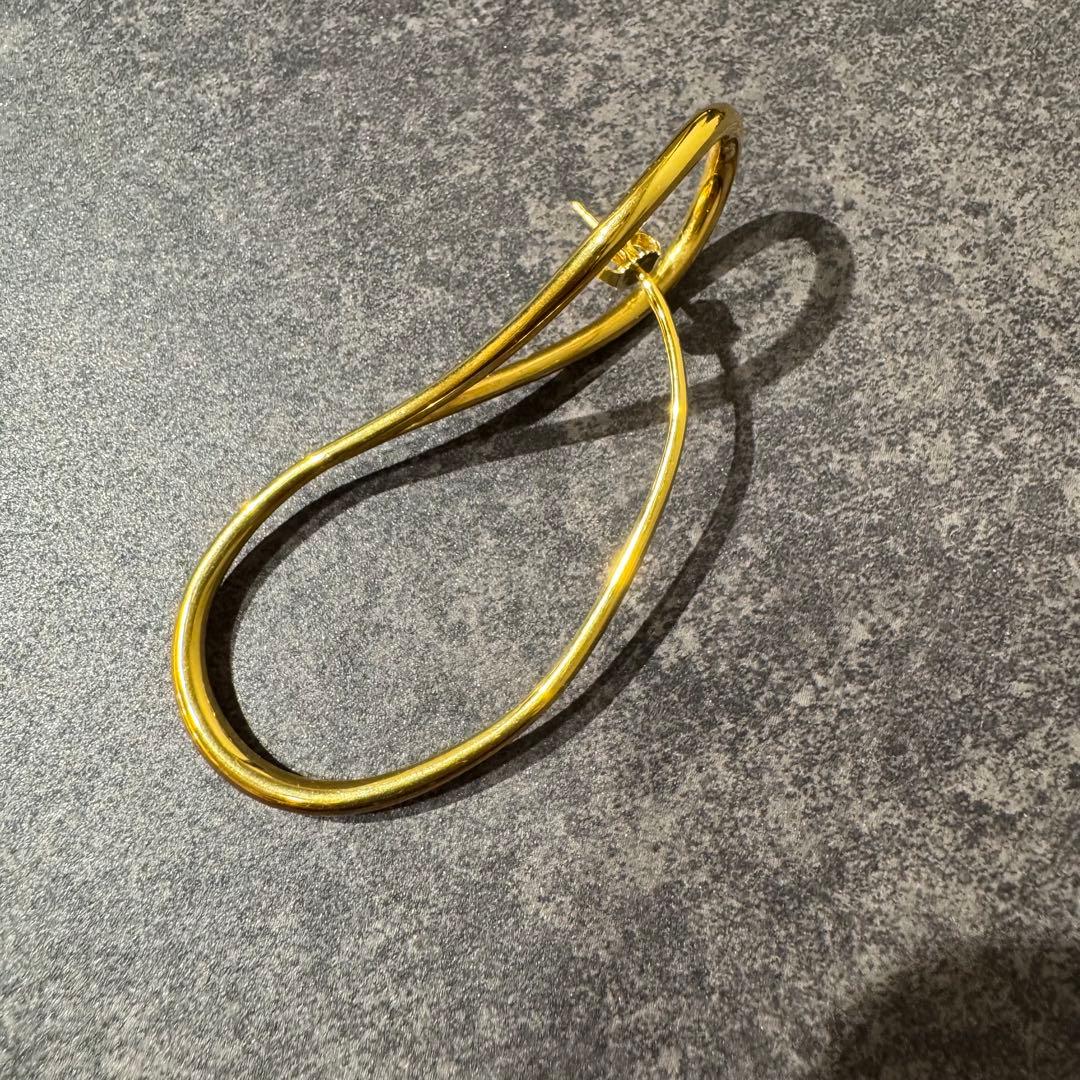 完売品 極美品 フープピアスゴールド