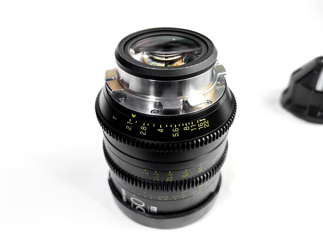 DZO Vespid prime FF 50mm T2.1 PL シネレンズ