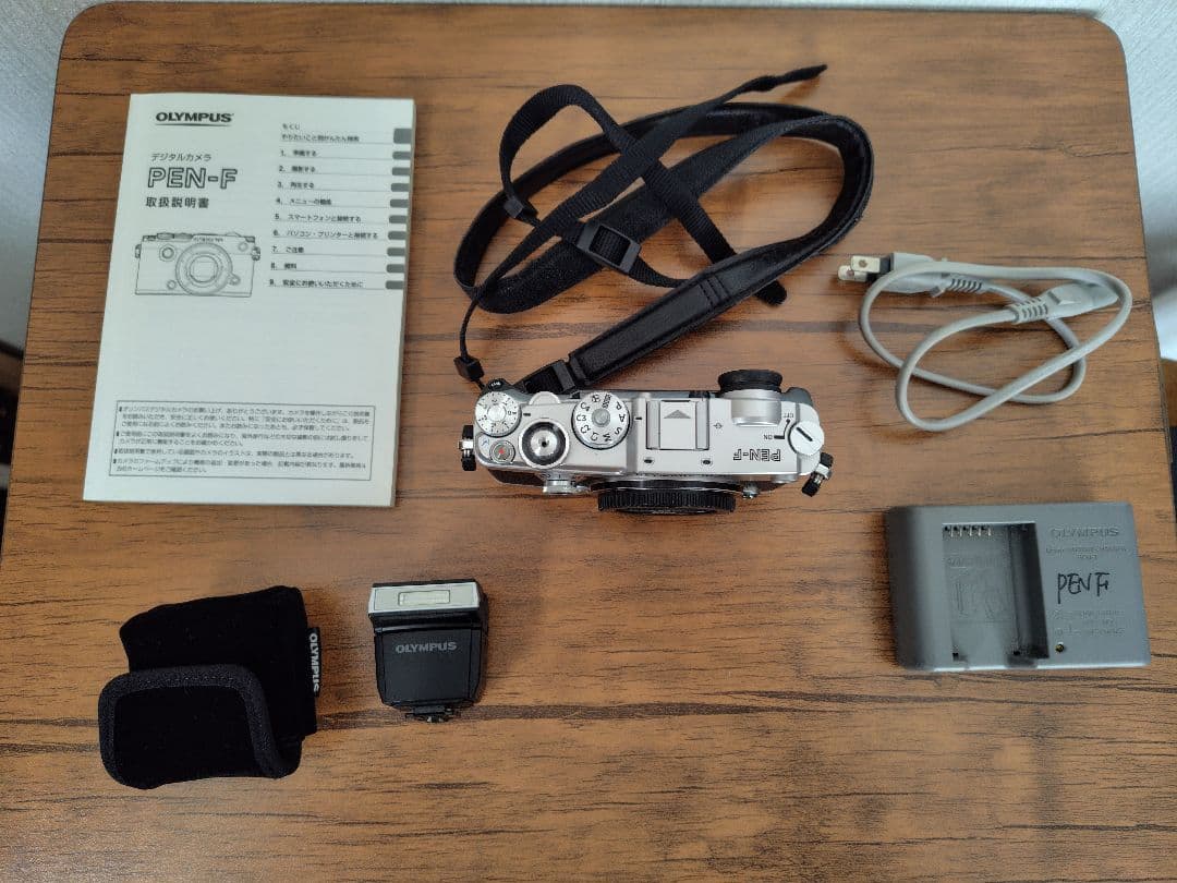 デジタルカメラ OLYMPUS PEN F
