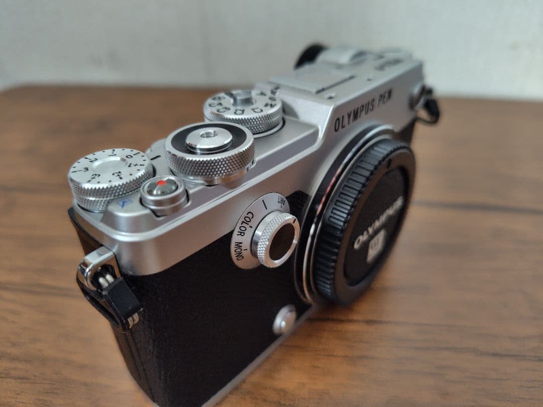 デジタルカメラ OLYMPUS PEN F