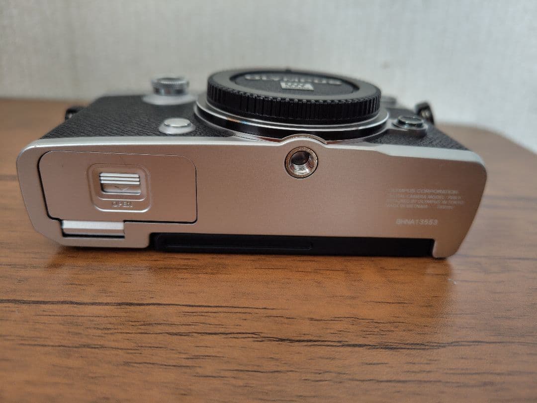 デジタルカメラ OLYMPUS PEN F