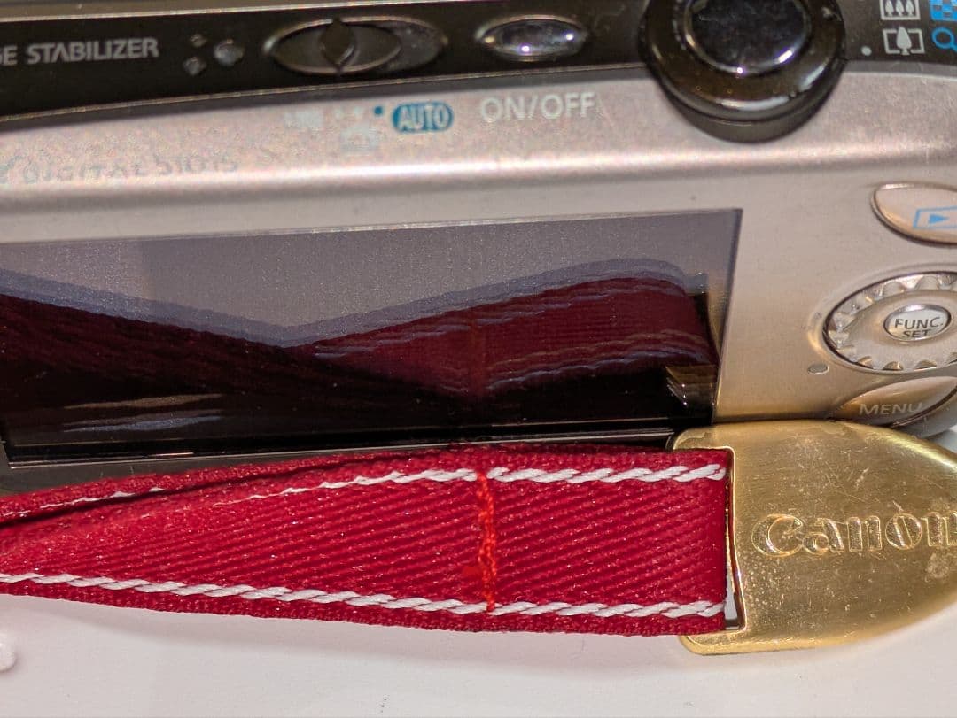 Canon IXY DIGITAL510is 12.1メガピクセル ゴールド