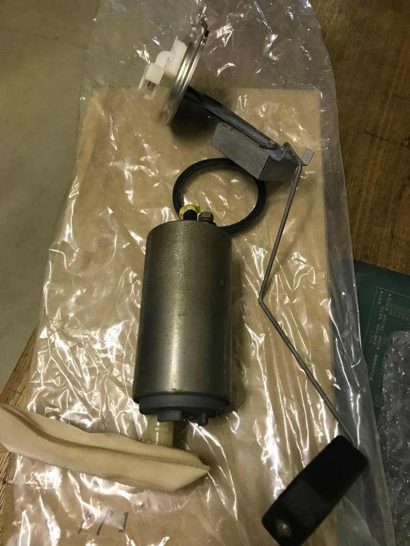 レストア今後予備として！ホンダビート純正燃料ポンプ、フューエルゲージ2点1セット