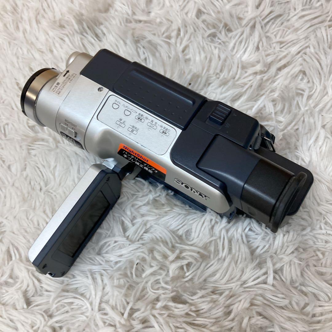 SONY ソニー　CCD-TRV106 8mm ビデオカメラ