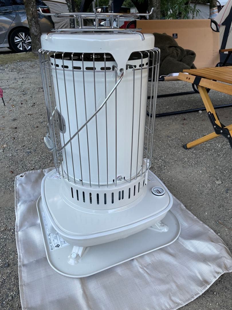 コロナ 石油ストーブ　五徳付き