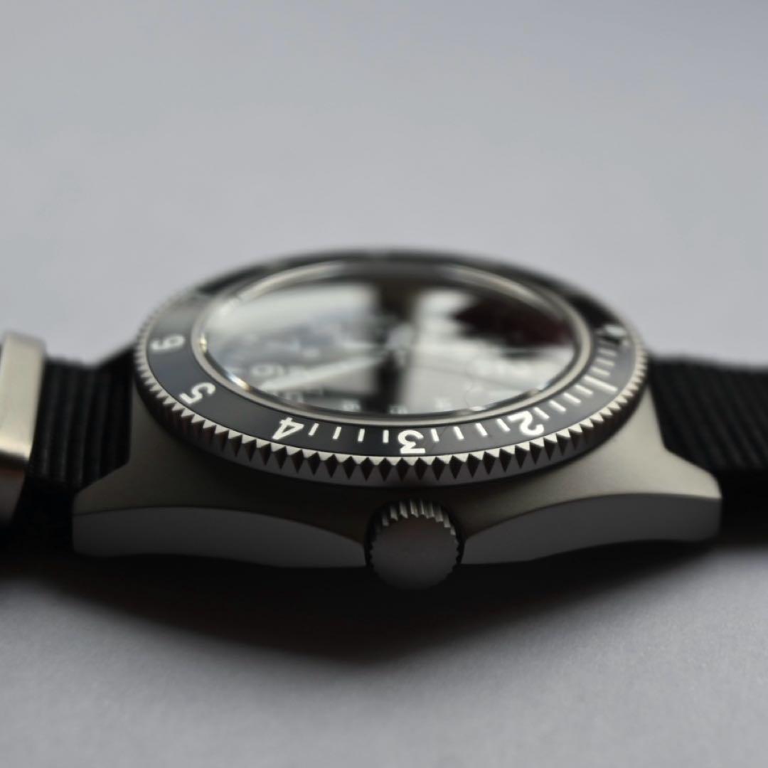 新品ミリタリーウォッチVH32 日本製クォーツ 米軍TYPE2オマージュ41mm