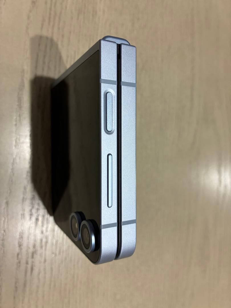 Galaxy Z Flip6 ブルー 256GB 日本版