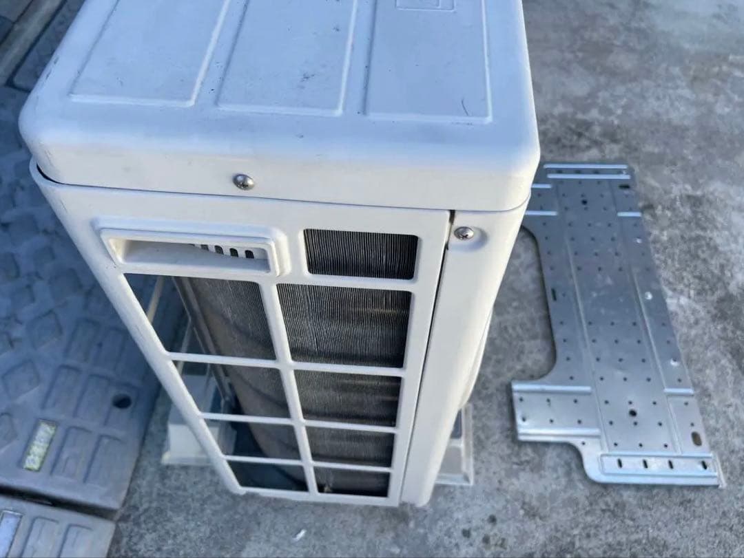 2019年製 CORONA コロナ CSH-N2219R ルームエアコン 6畳〜