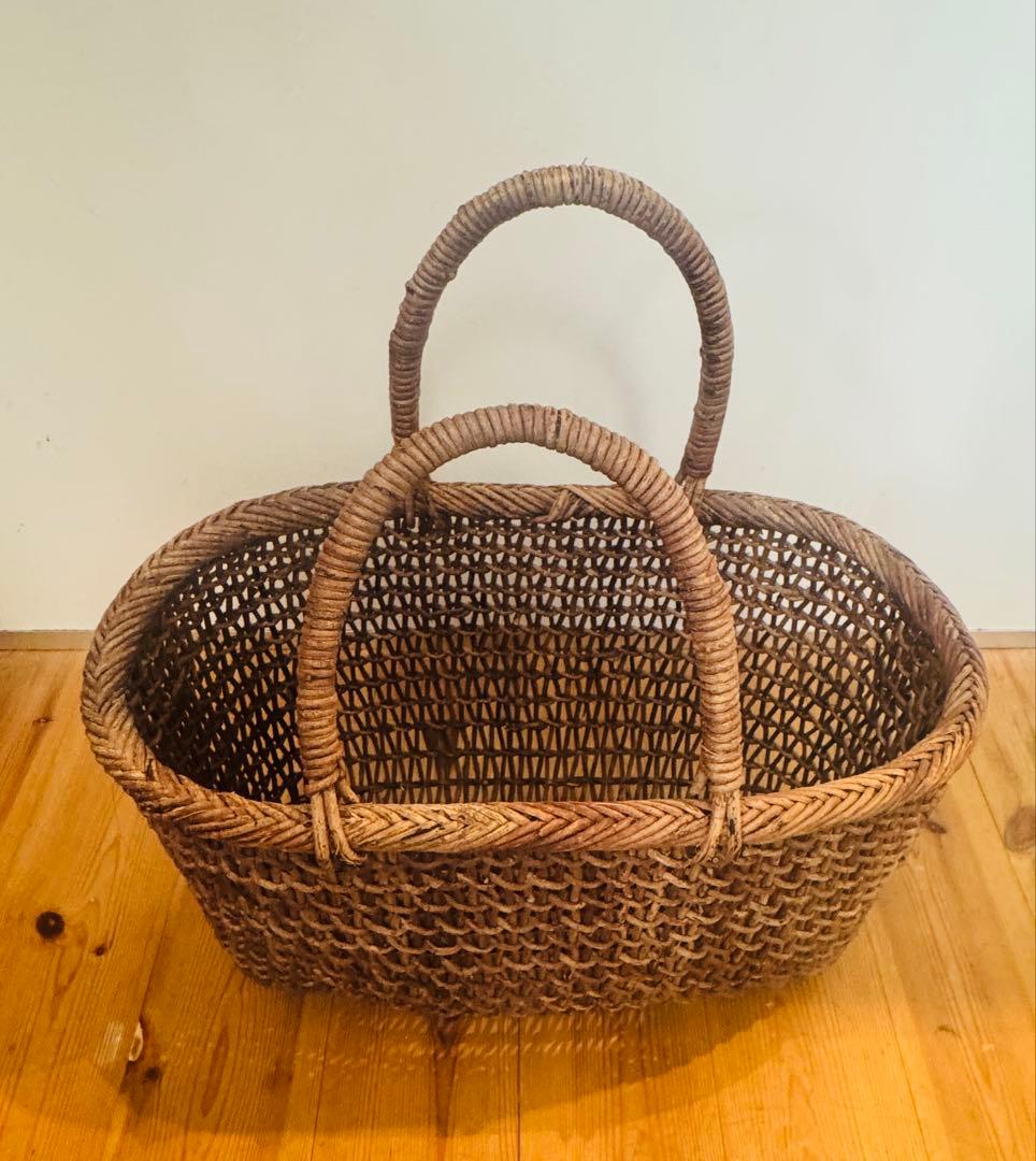 あけび籠　天然素材　国産あけび蔓　丸みのあるナチュラルバッグ　バッグ