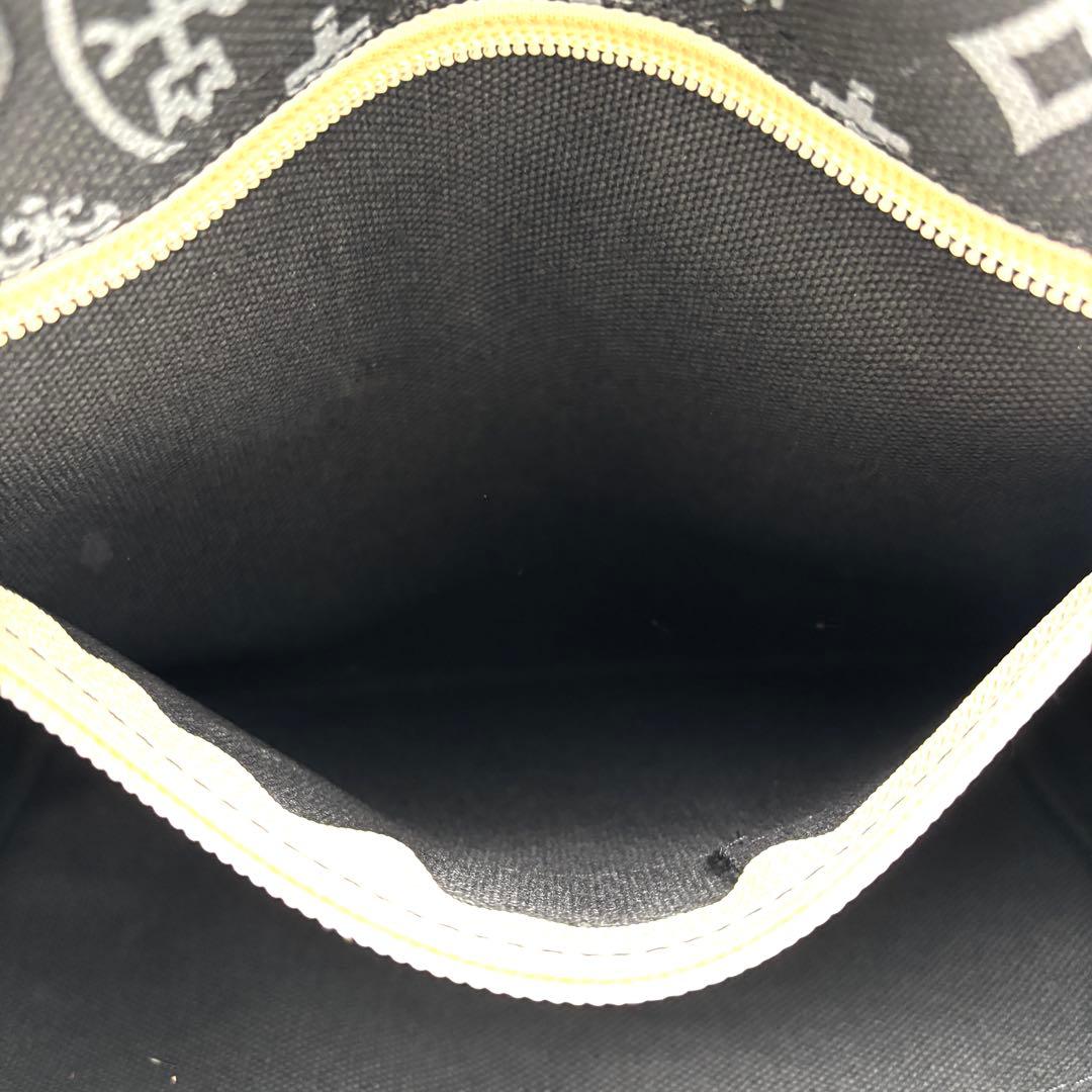 未使用に近い カステルバジャック ハンドバッグ ロゴ 総柄 手持ち ブラック