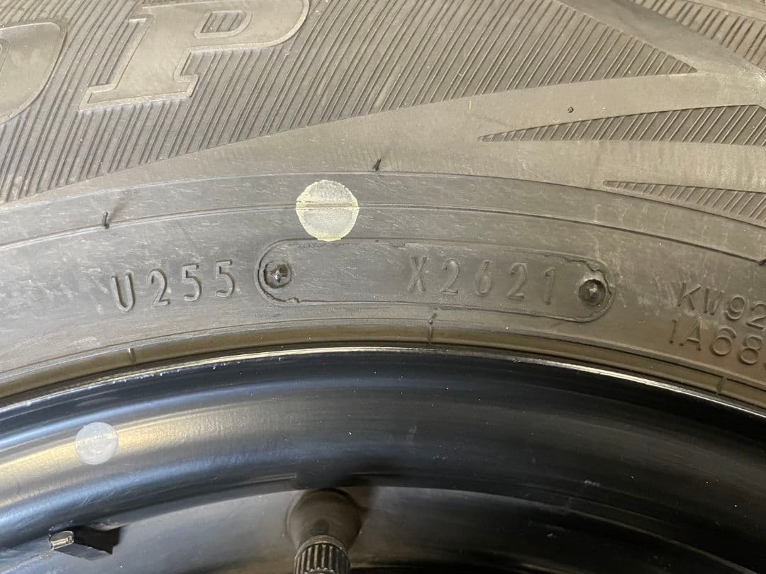 200系ハイエース　スタッドレス　195/80R15