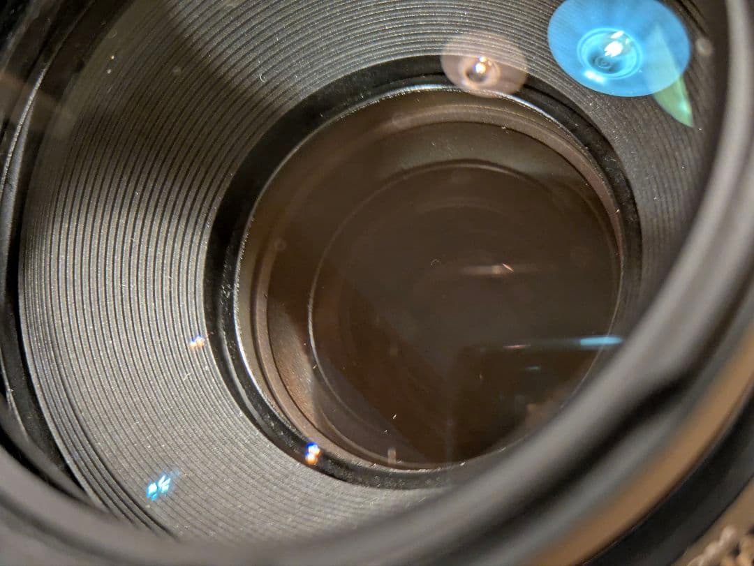 美品　Canon　望遠レンズ　EF 75-300㎜ 4-5.6 Ⅲ USM