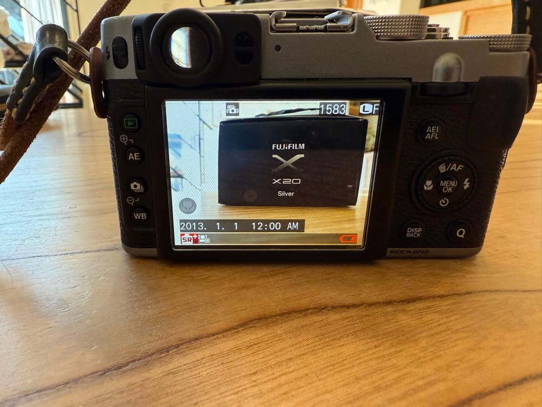 かえ　FUJIFILM X20 本体と付属品