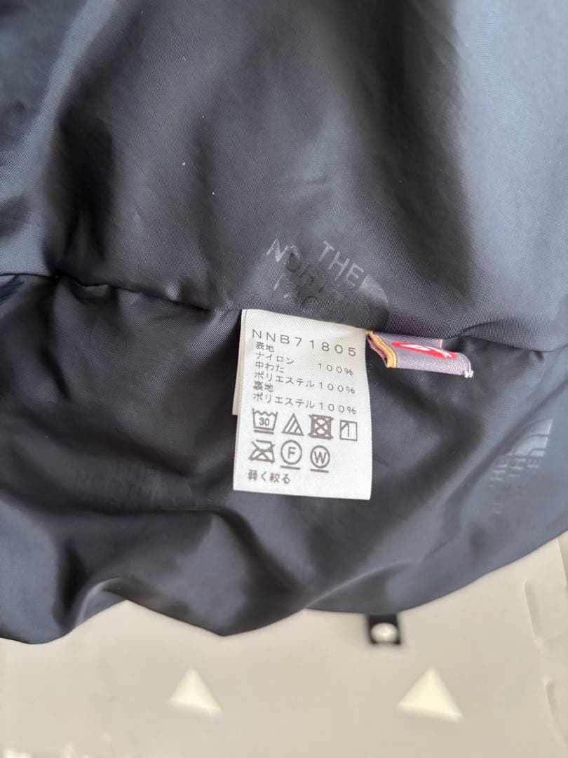 【美品】THE NORTH FACE ベビー ダウンケープブラック 抱っこ紐防寒