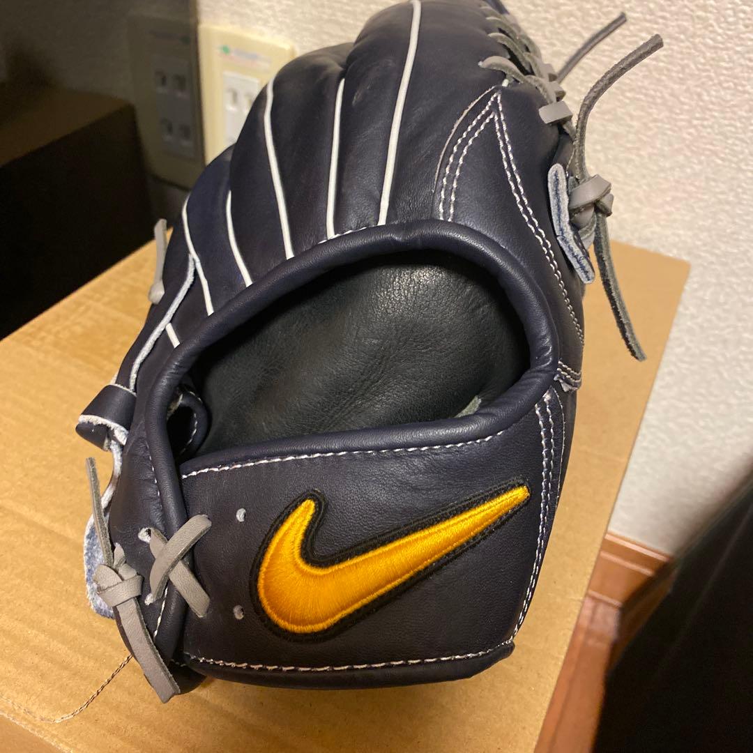 Nike Diamond Edge Slasher グローブ