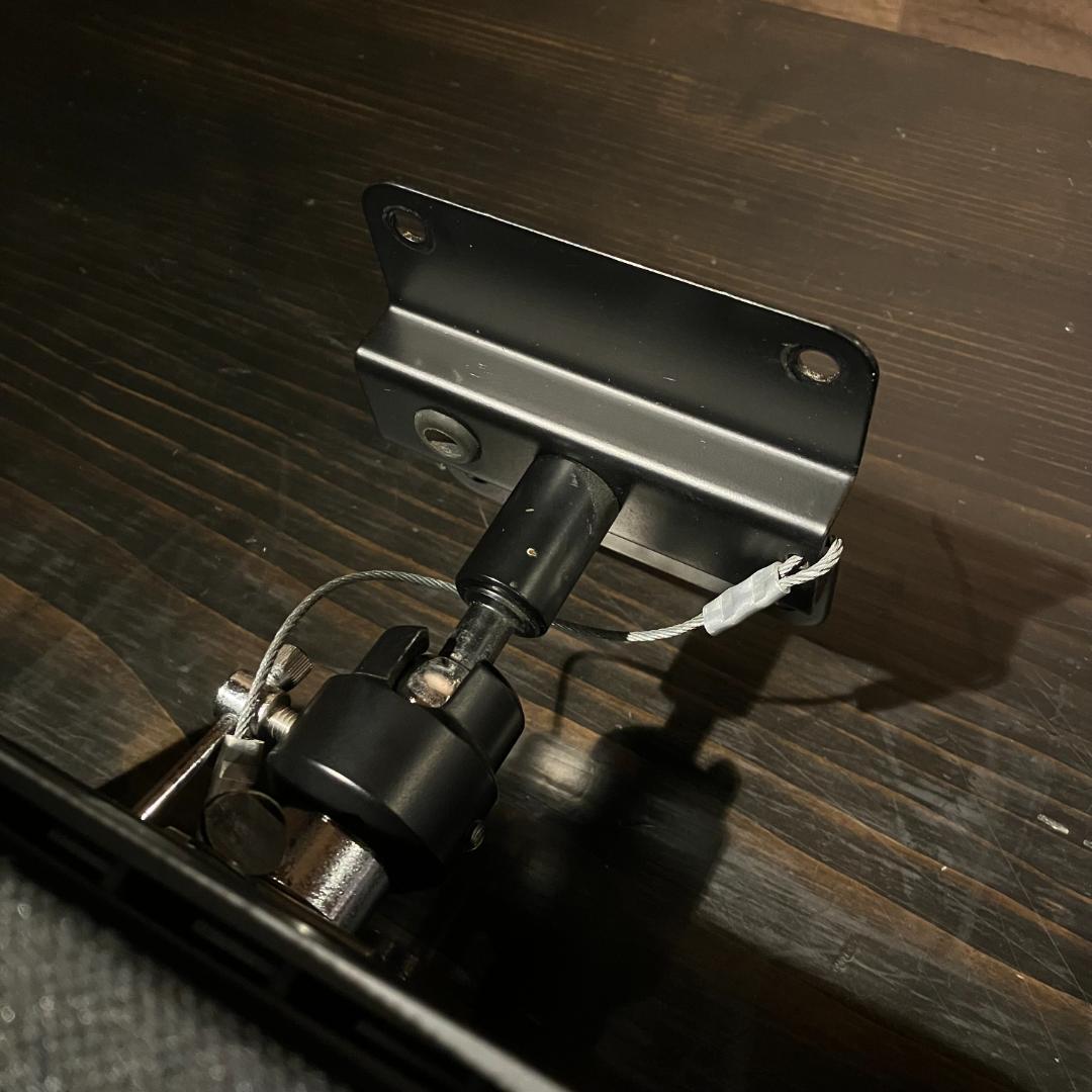 BOSE　ボーズ　スピーカー　111AD　ペア/天吊り金具付き