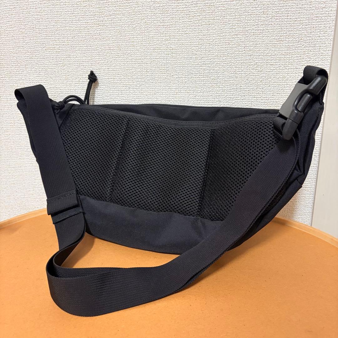 BRIEFING ボディバッグ ブラック SLASH S MW GENII