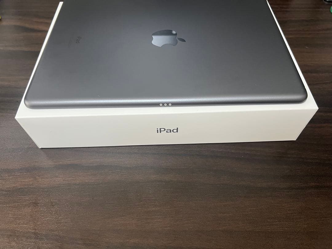 iPad 第9世代64GBスペースグレー（ケース・フィルム・pencil付属可）