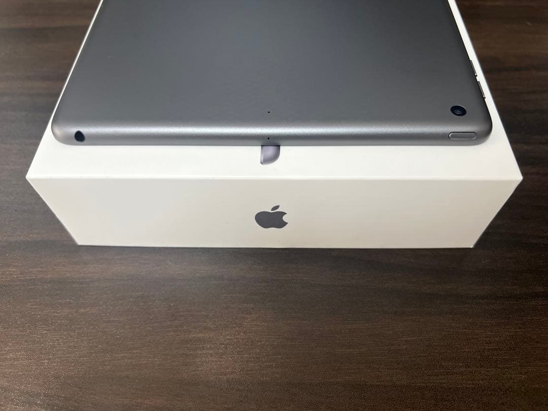 iPad 第9世代64GBスペースグレー（ケース・フィルム・pencil付属可）