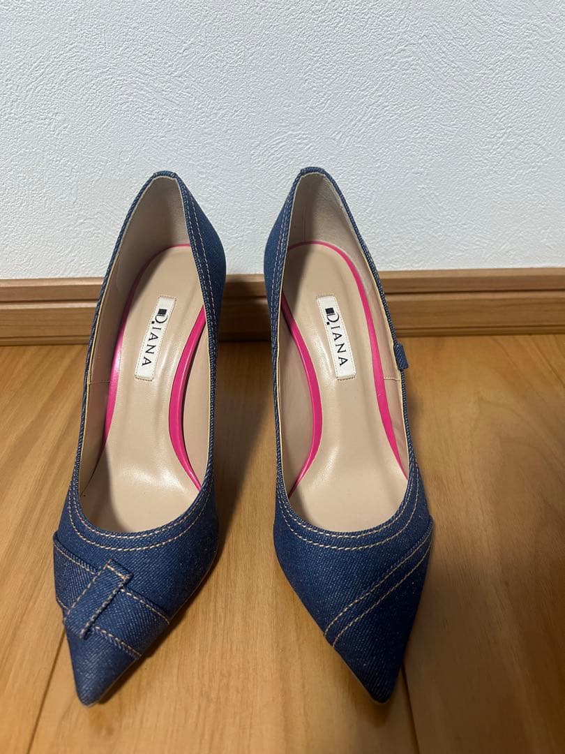 DIANA デニム ポインテッドトゥ ハイヒール
