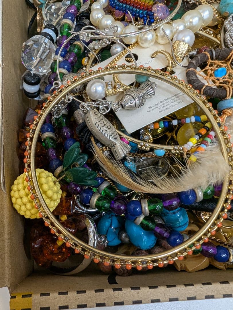 アクセサリーまとめ売り　2.3キロ