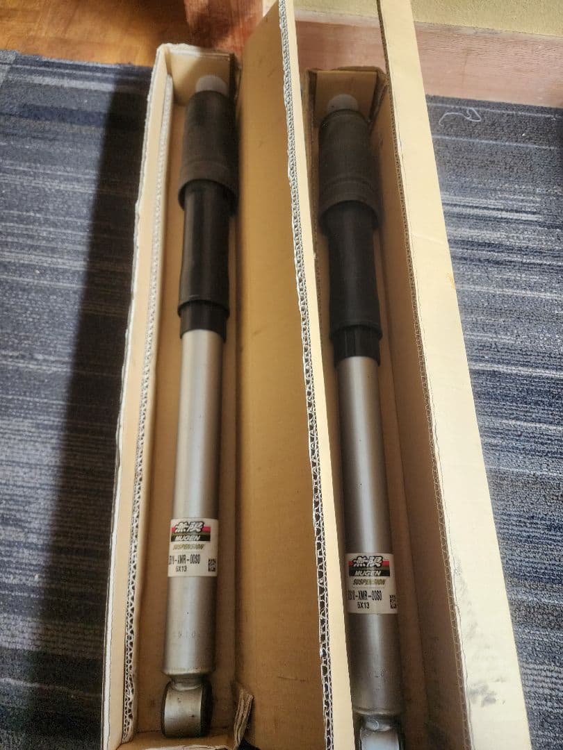 タ*ツ様 ホンダ ヴェゼル 無限サスペンションセット