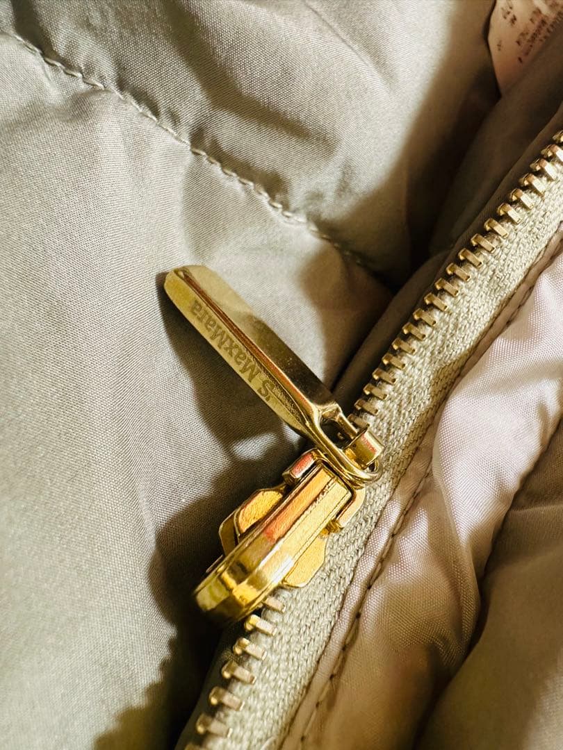 マックスマーラ‘SMaxMara☆フード付ダウンベスト軽量リバーシブル 42