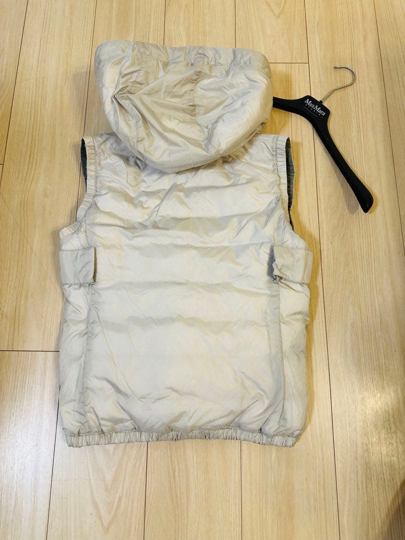 マックスマーラ‘SMaxMara☆フード付ダウンベスト軽量リバーシブル 42