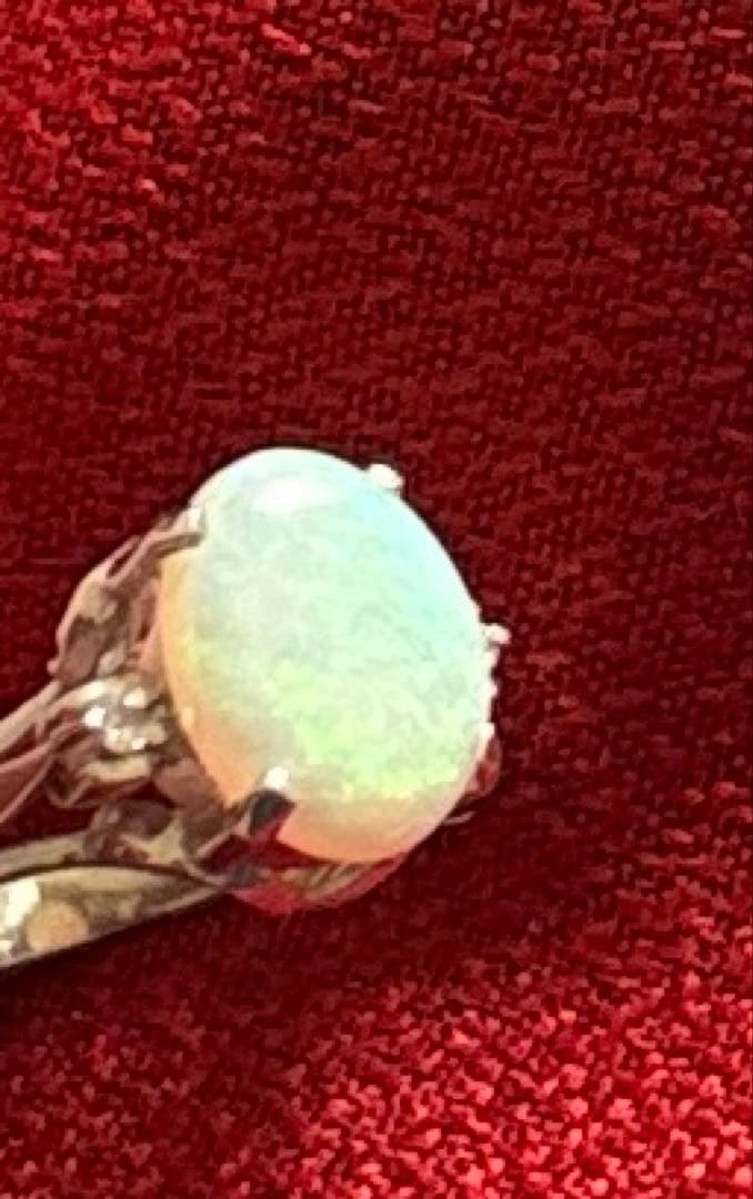 す*ん様 昭和レトロ　指輪　リングオパール　ダイヤモンド　プラチナ