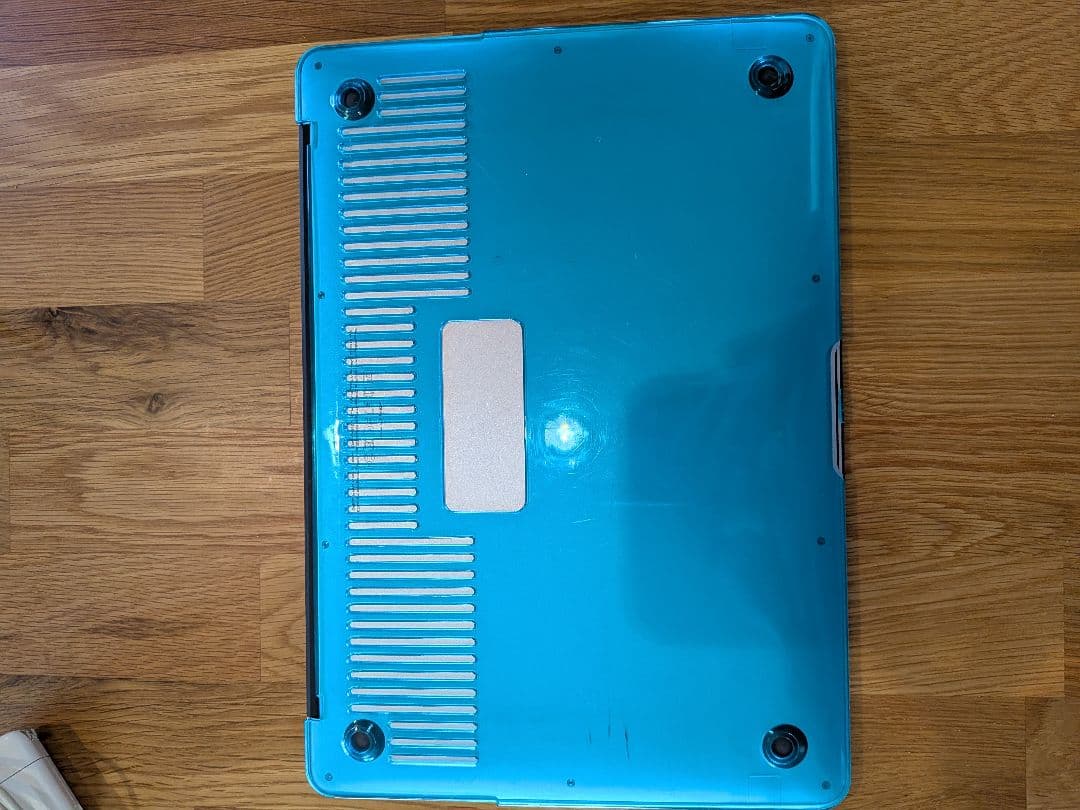 MacBook Air 13インチ？