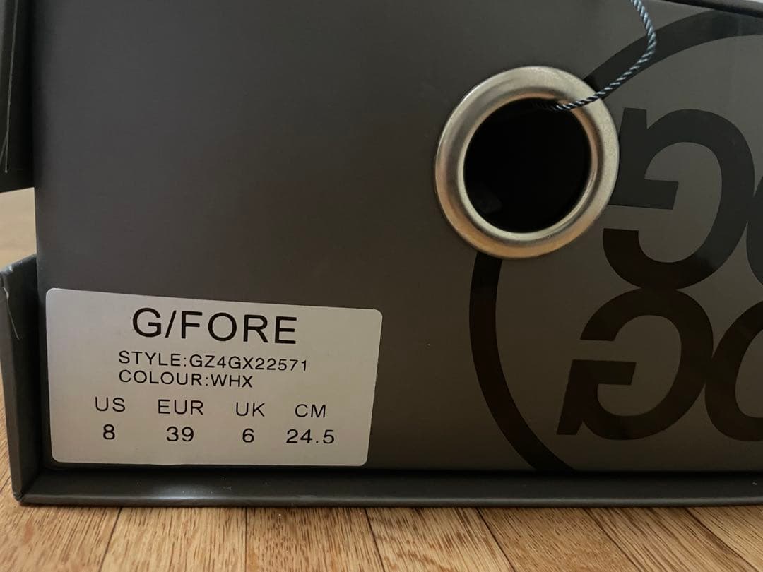 美品 ジーフォア レディースゴルフシューズ